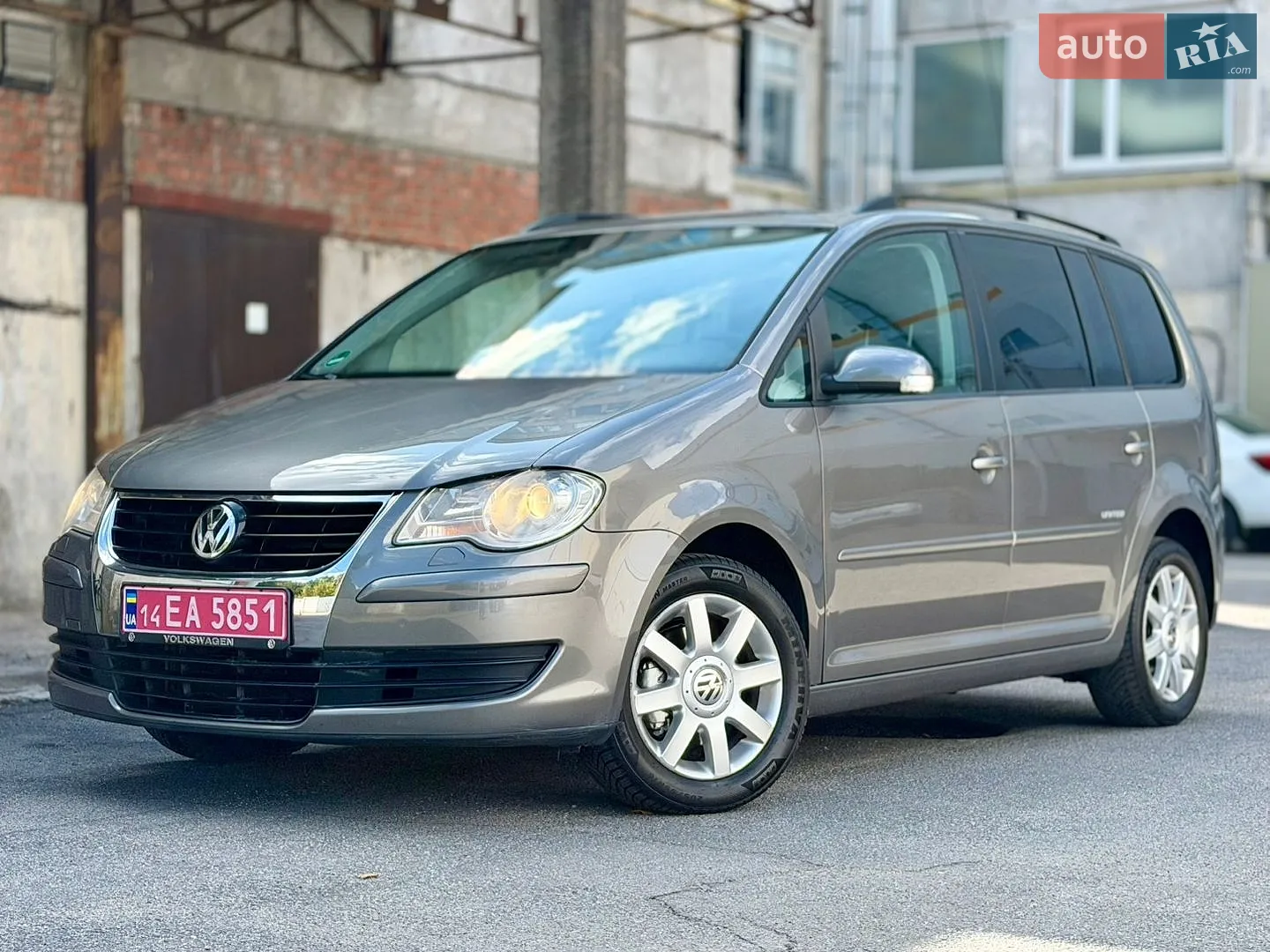 Volkswagen Touran 2008 — 1