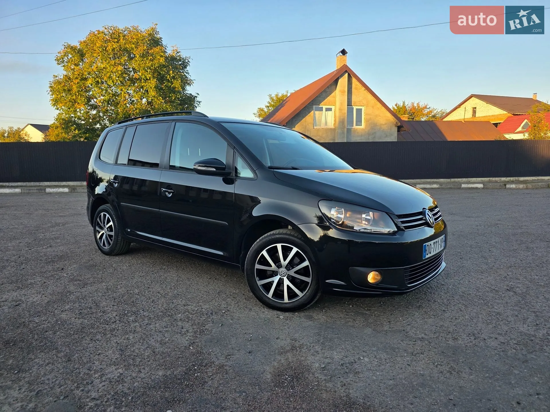 Volkswagen Touran, 2011