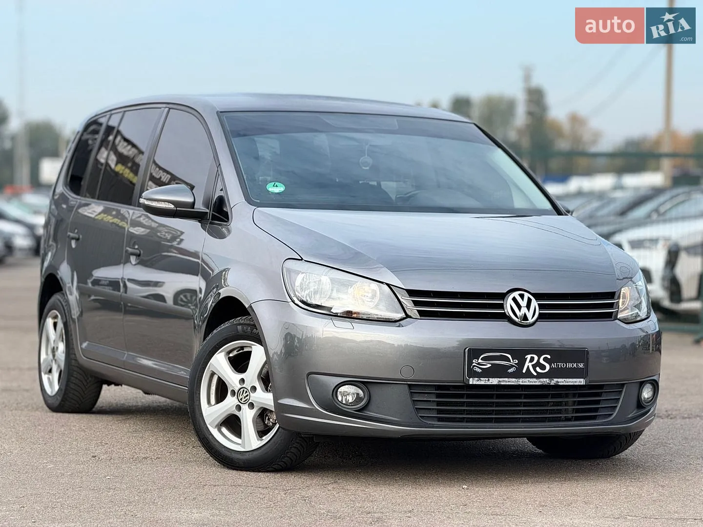 Volkswagen Touran, 2013