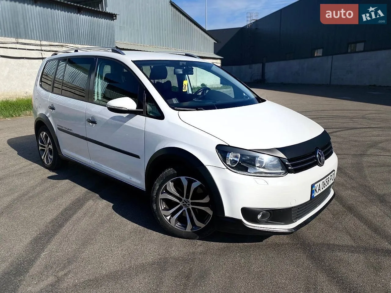 Volkswagen Touran, 2011