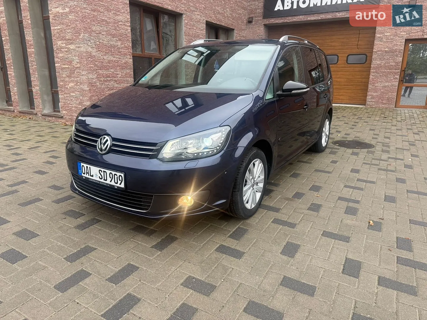 Volkswagen Touran, 2012