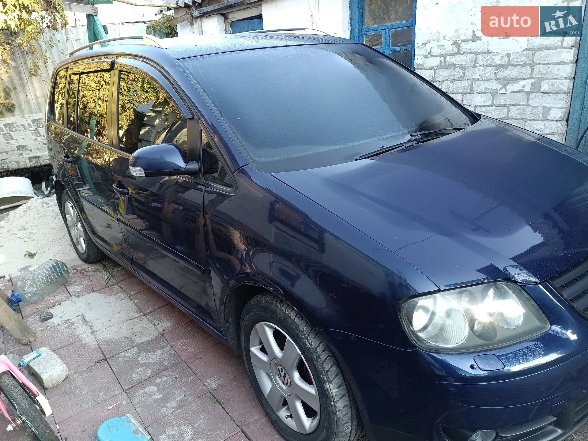 Volkswagen Touran, 2004