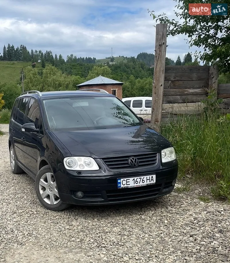 Volkswagen Touran, 2004