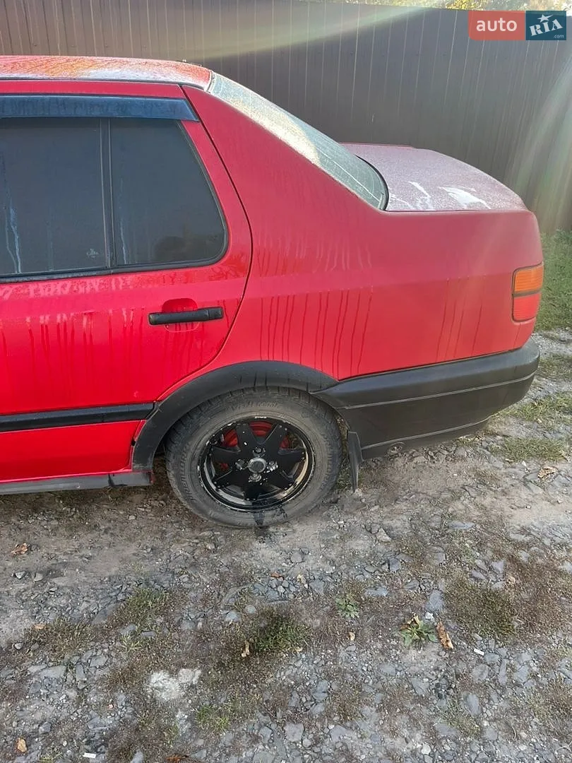 Volkswagen Vento, 1993