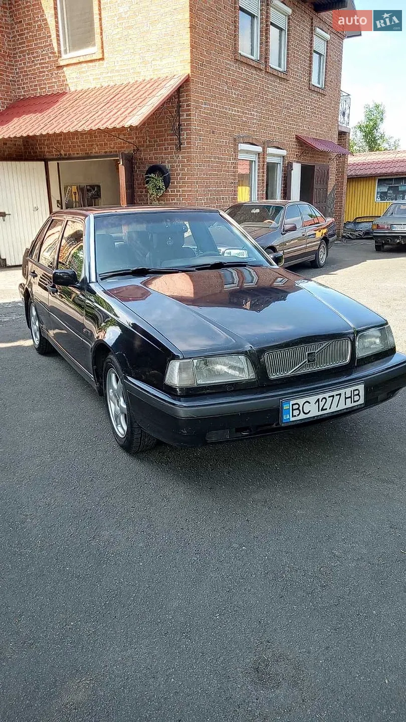 Volvo 440, 1994