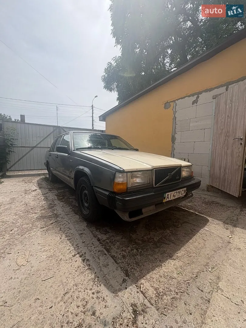Volvo 740, 1986