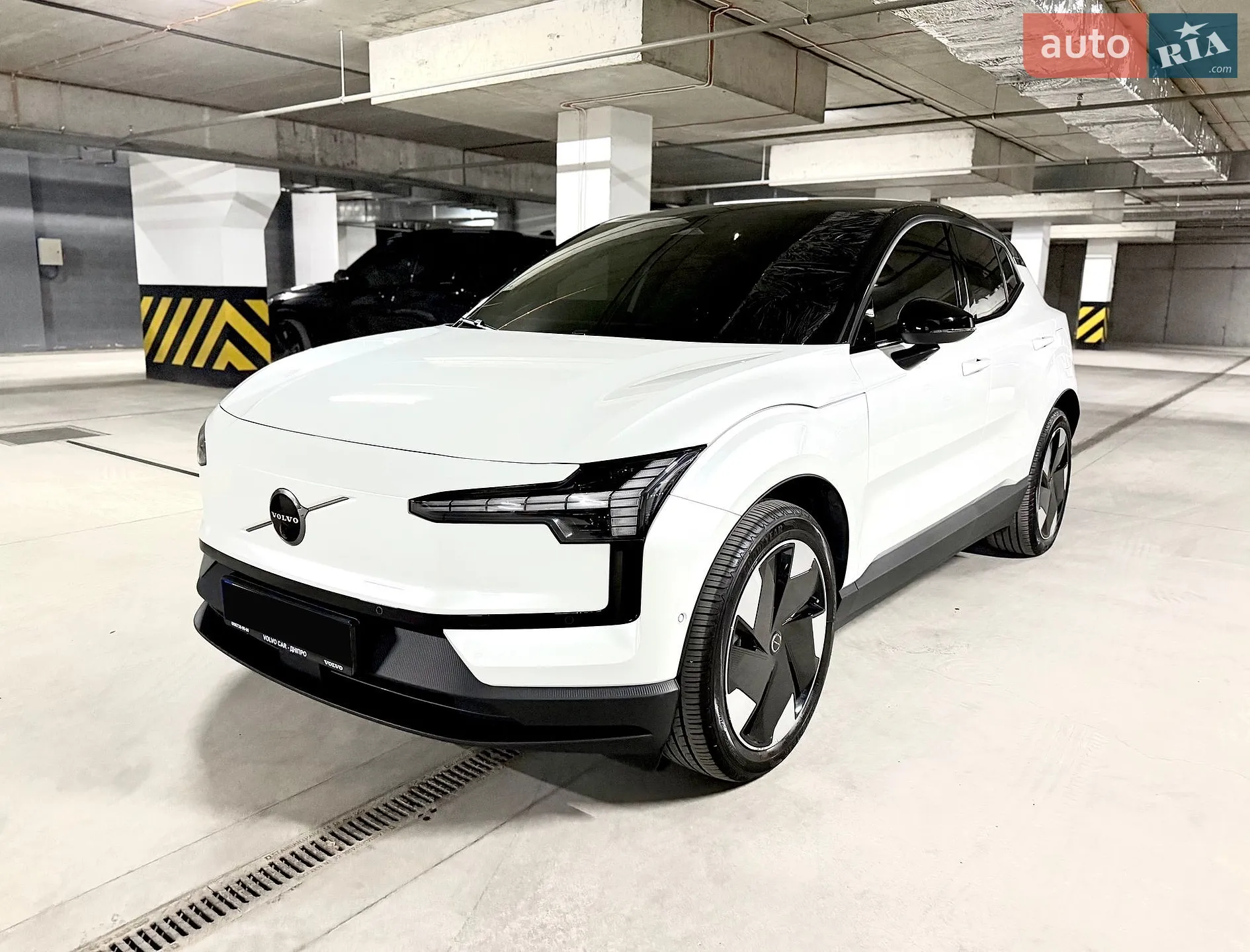 Volvo EX30, 2024