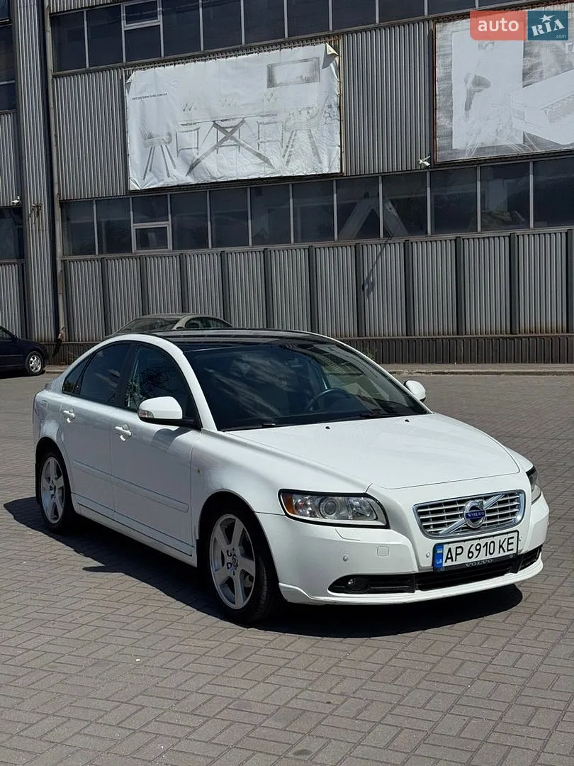 Volvo S40, 2012