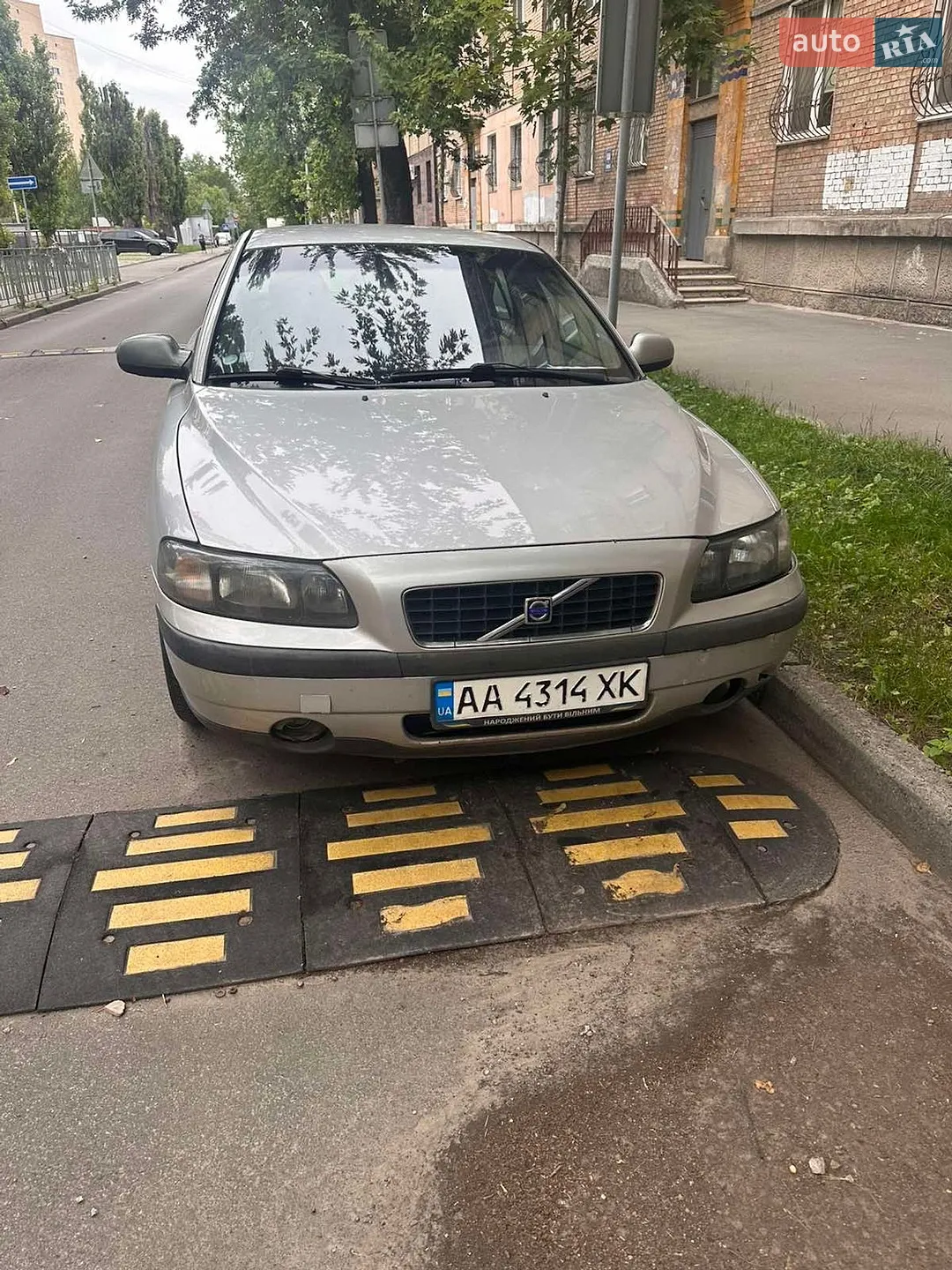 Volvo S60, 2001