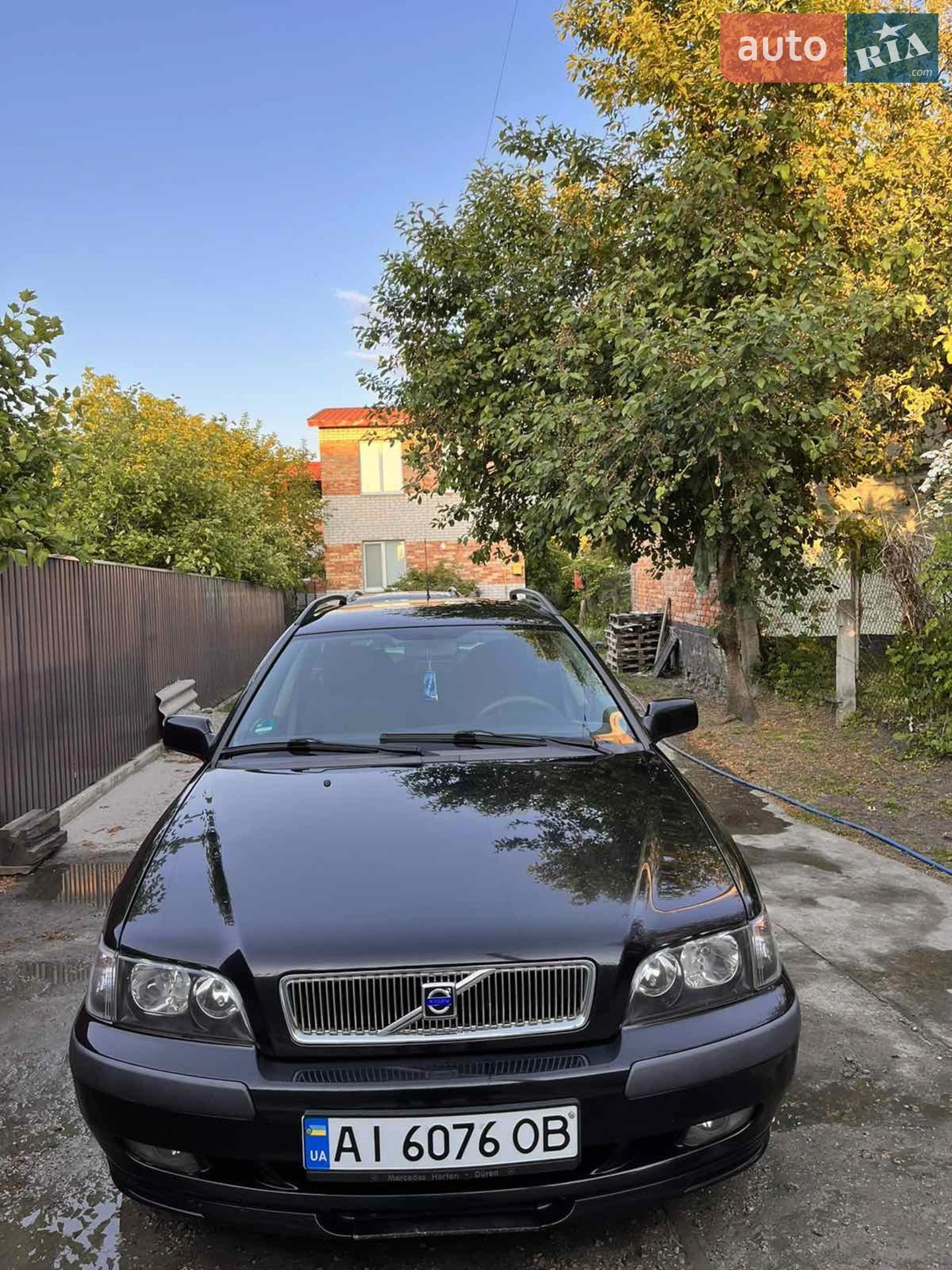Volvo V40, 2001