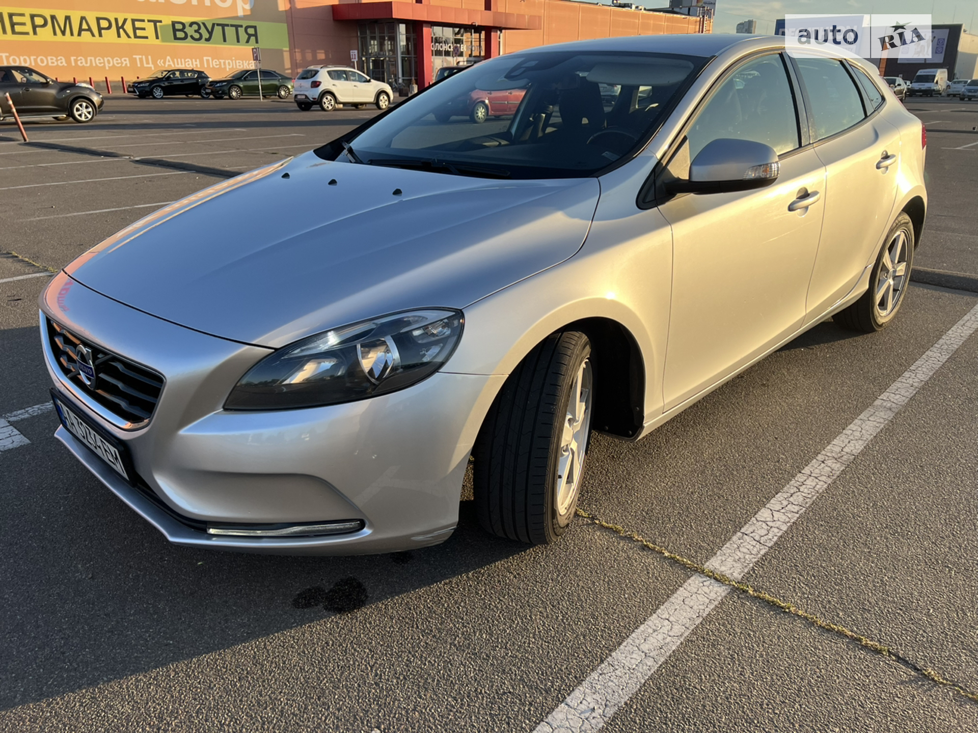 Volvo V40, 2014