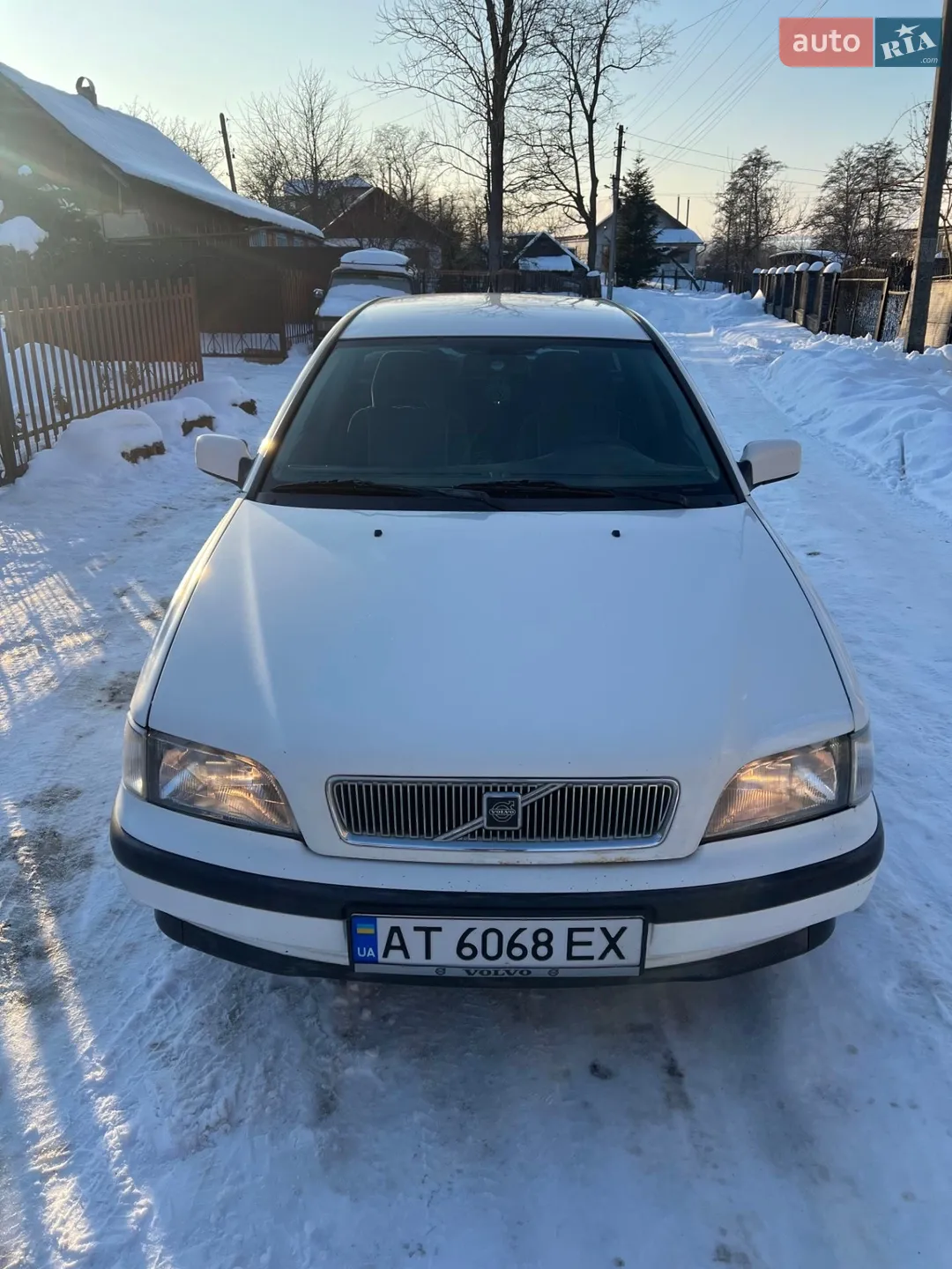 Volvo V40, 1998