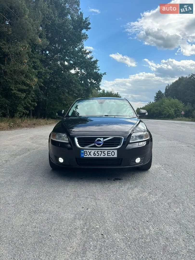 Volvo V50, 2011