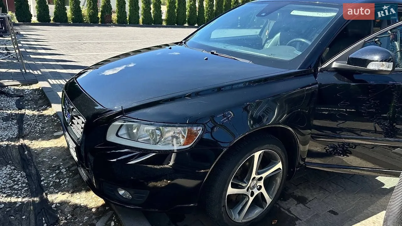 Volvo V50, 2011