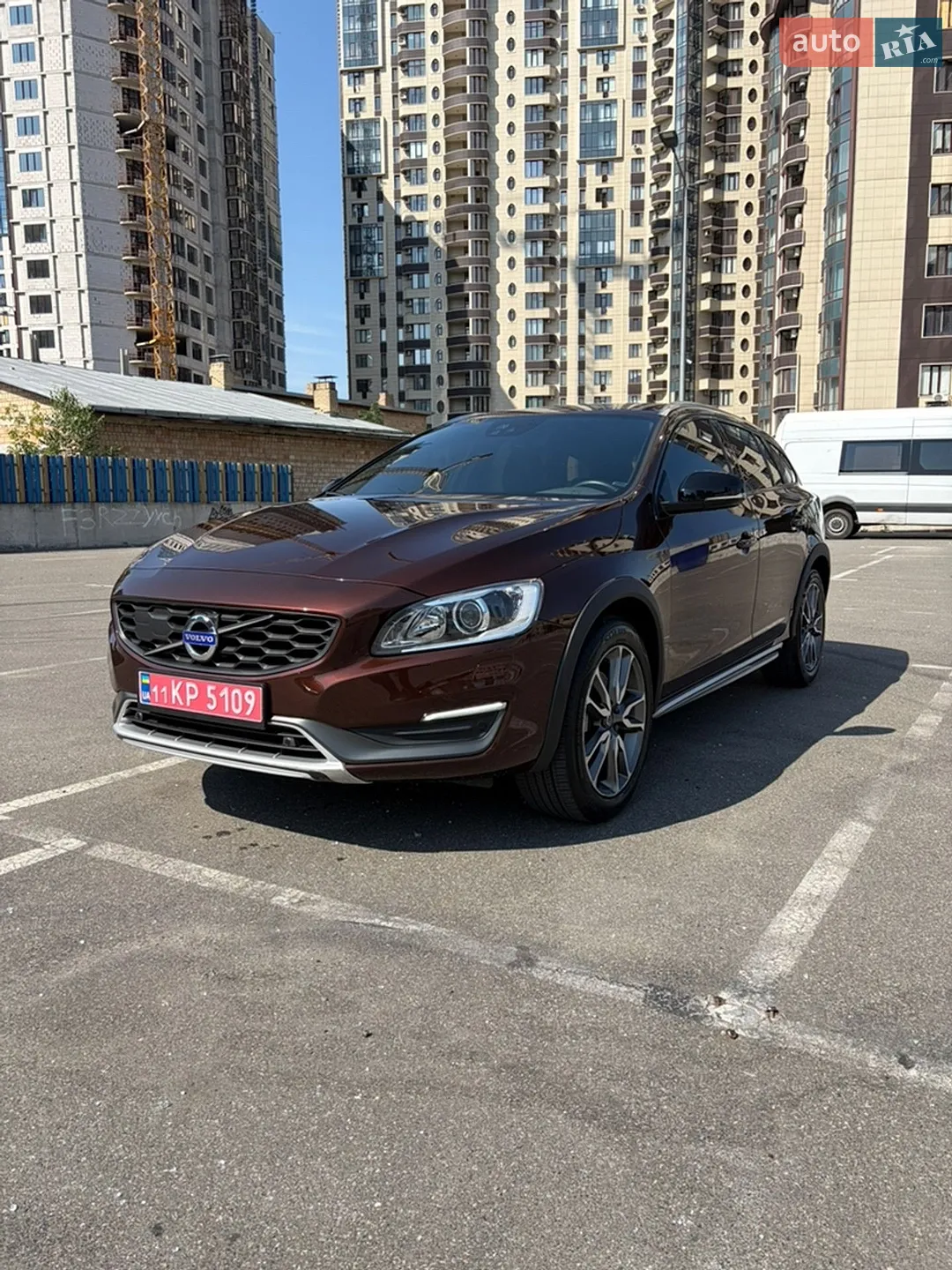 Volvo V60 Cross Country, 2015