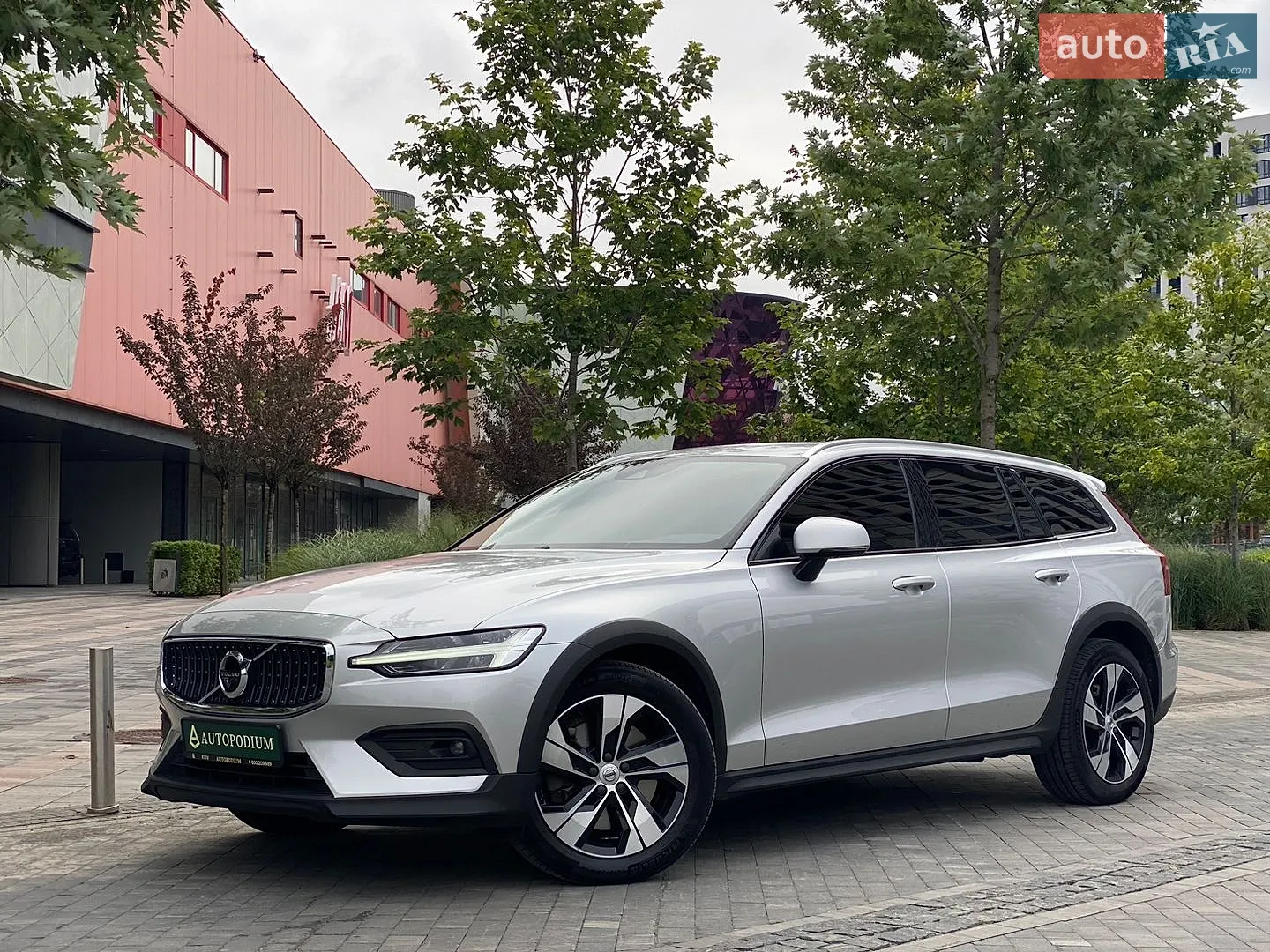 Volvo V60 Cross Country, 2020