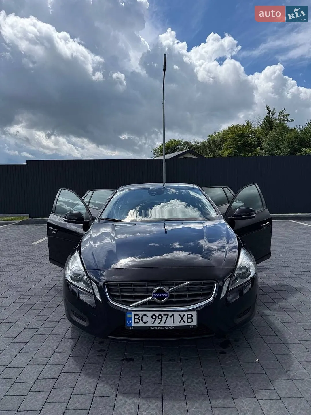 Volvo V60, 2011