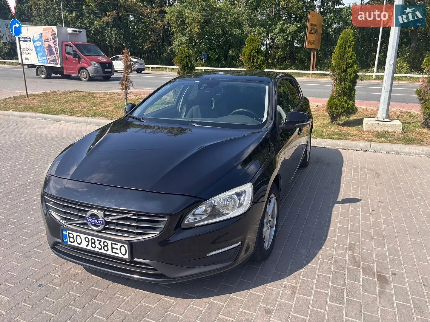 Volvo V60, 2015
