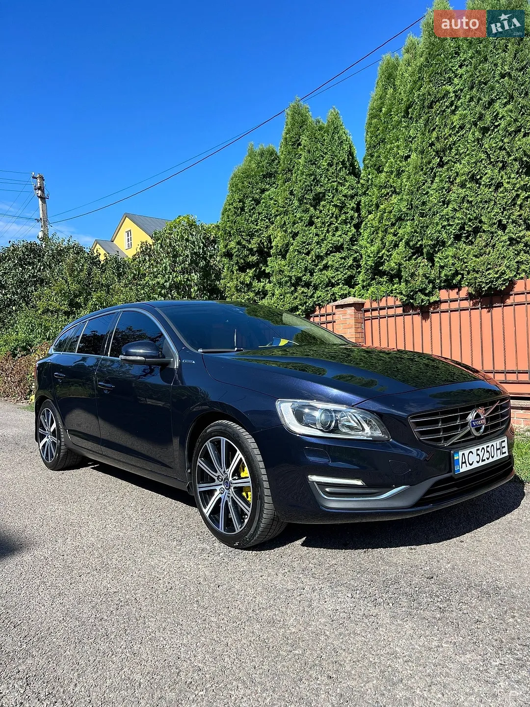 Volvo V60, 2015