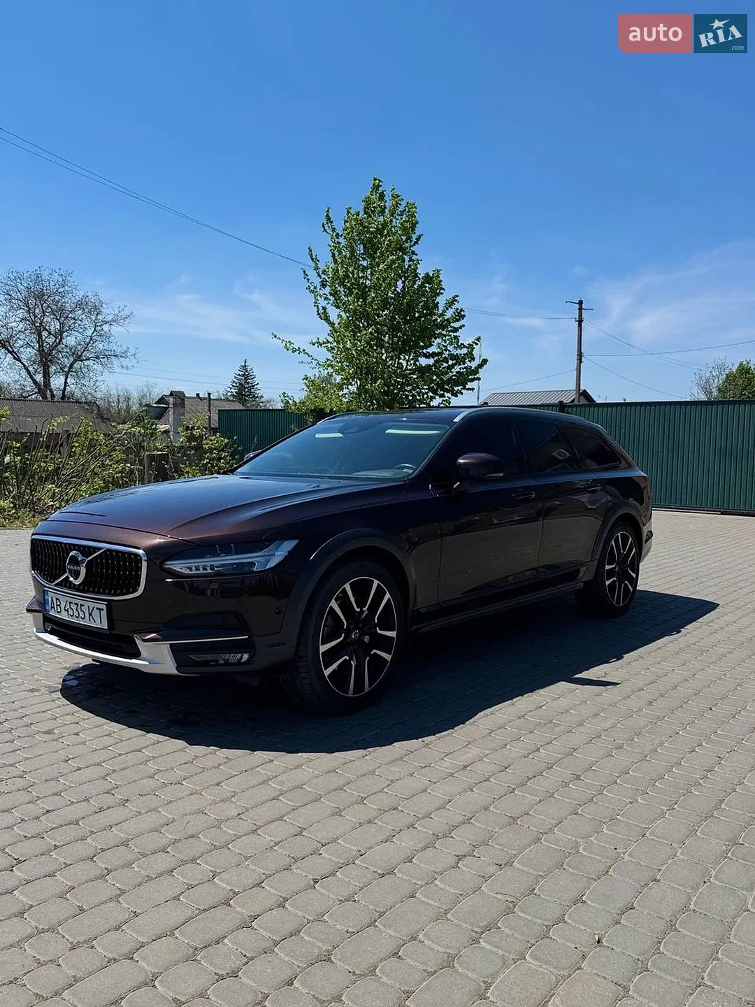 Volvo V90 Cross Country, 2017