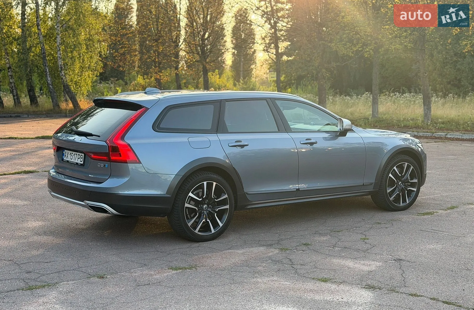 Volvo V90 Cross Country, 2017