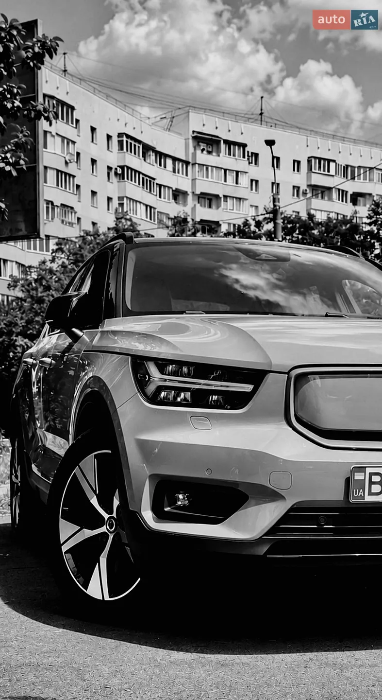 Volvo XC40 2021 — 1
