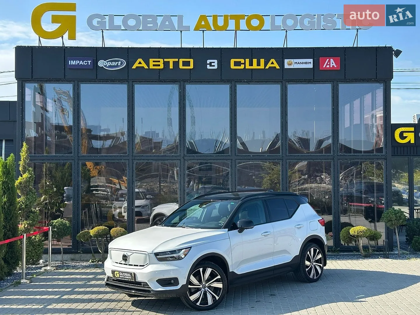 Volvo XC40 2022 — 1