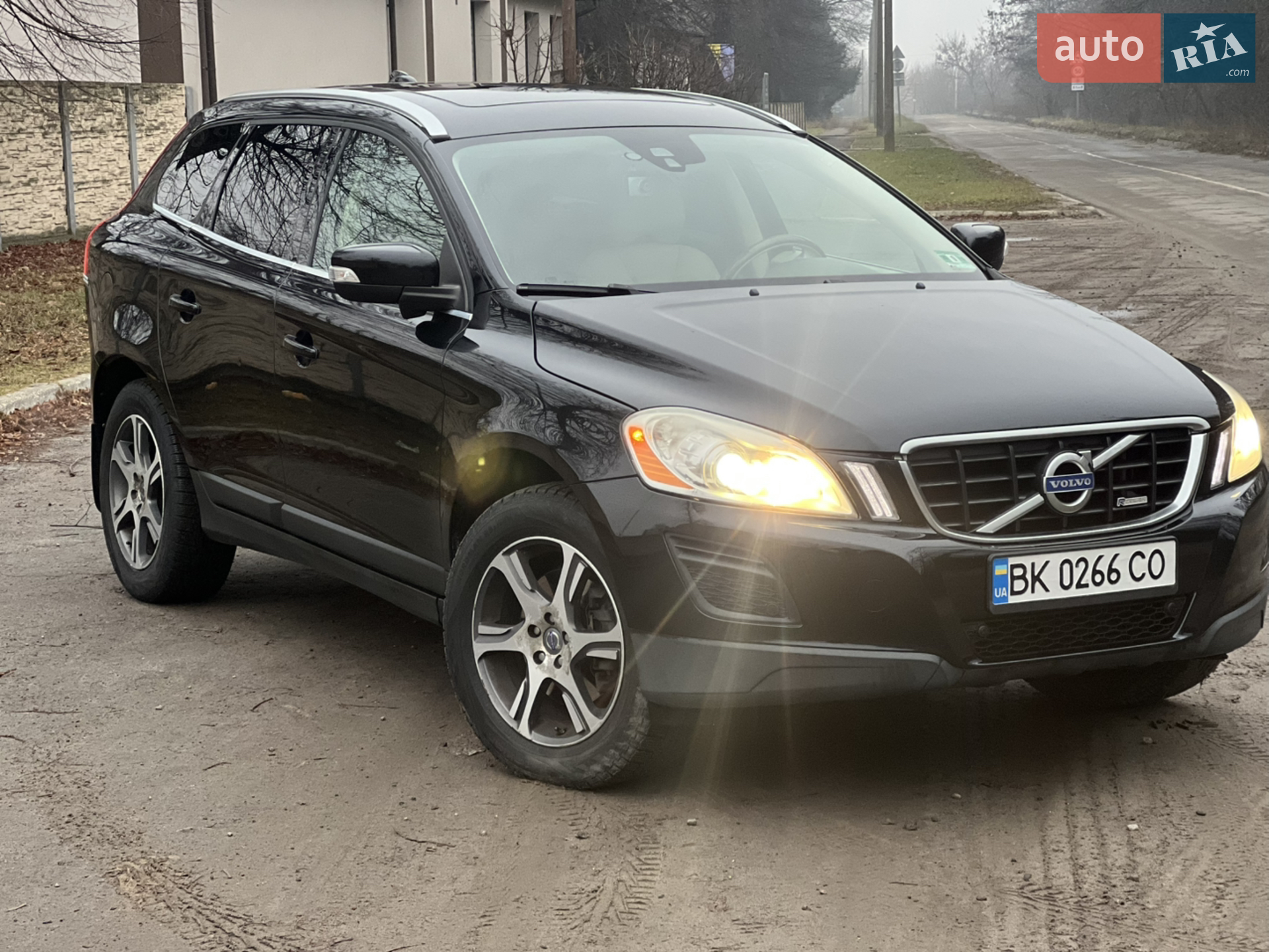 Volvo XC60 2012 — 1