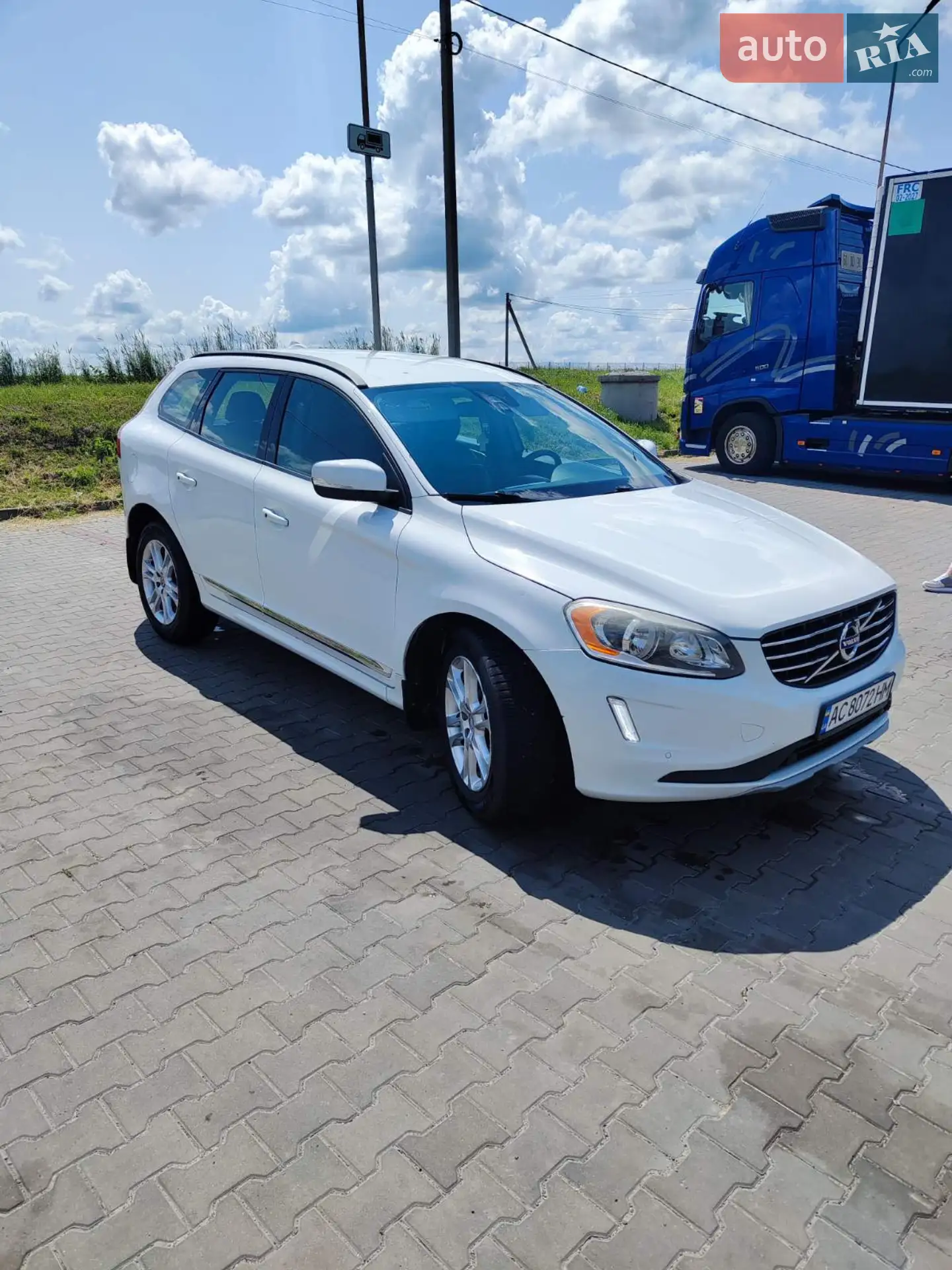 Volvo XC60, 2015