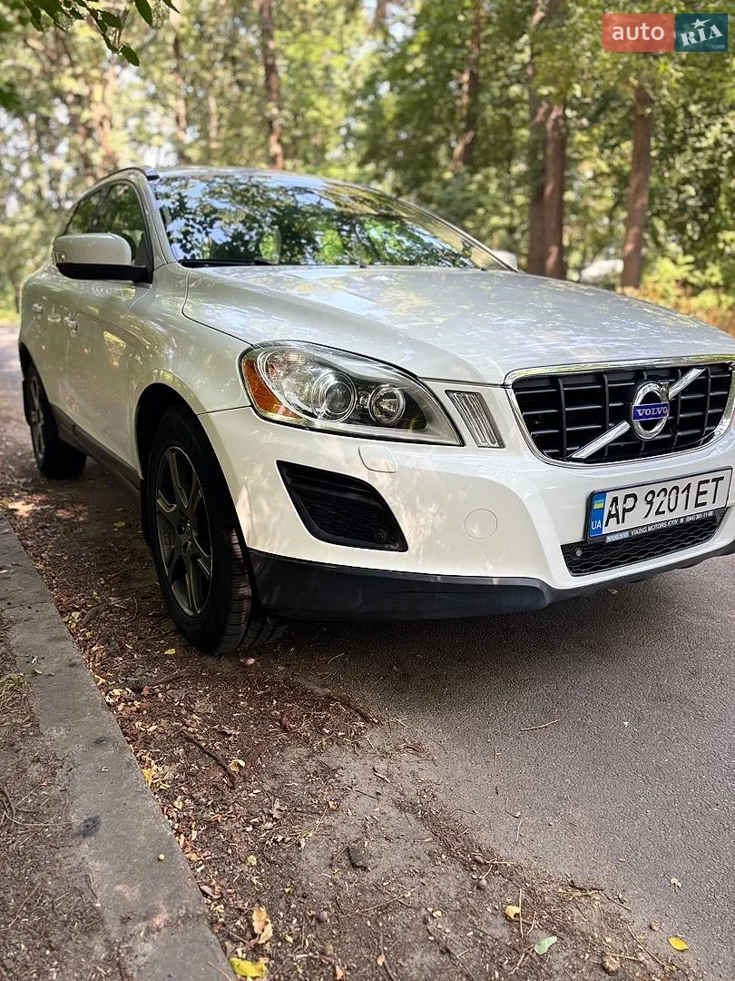 Volvo XC60, 2011