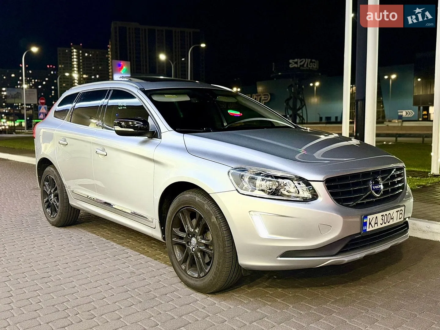 Volvo XC60, 2015