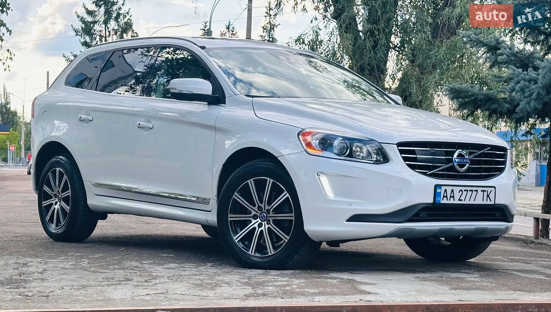 Volvo XC60, 2015