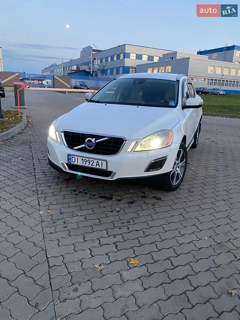 Volvo XC60, 2012