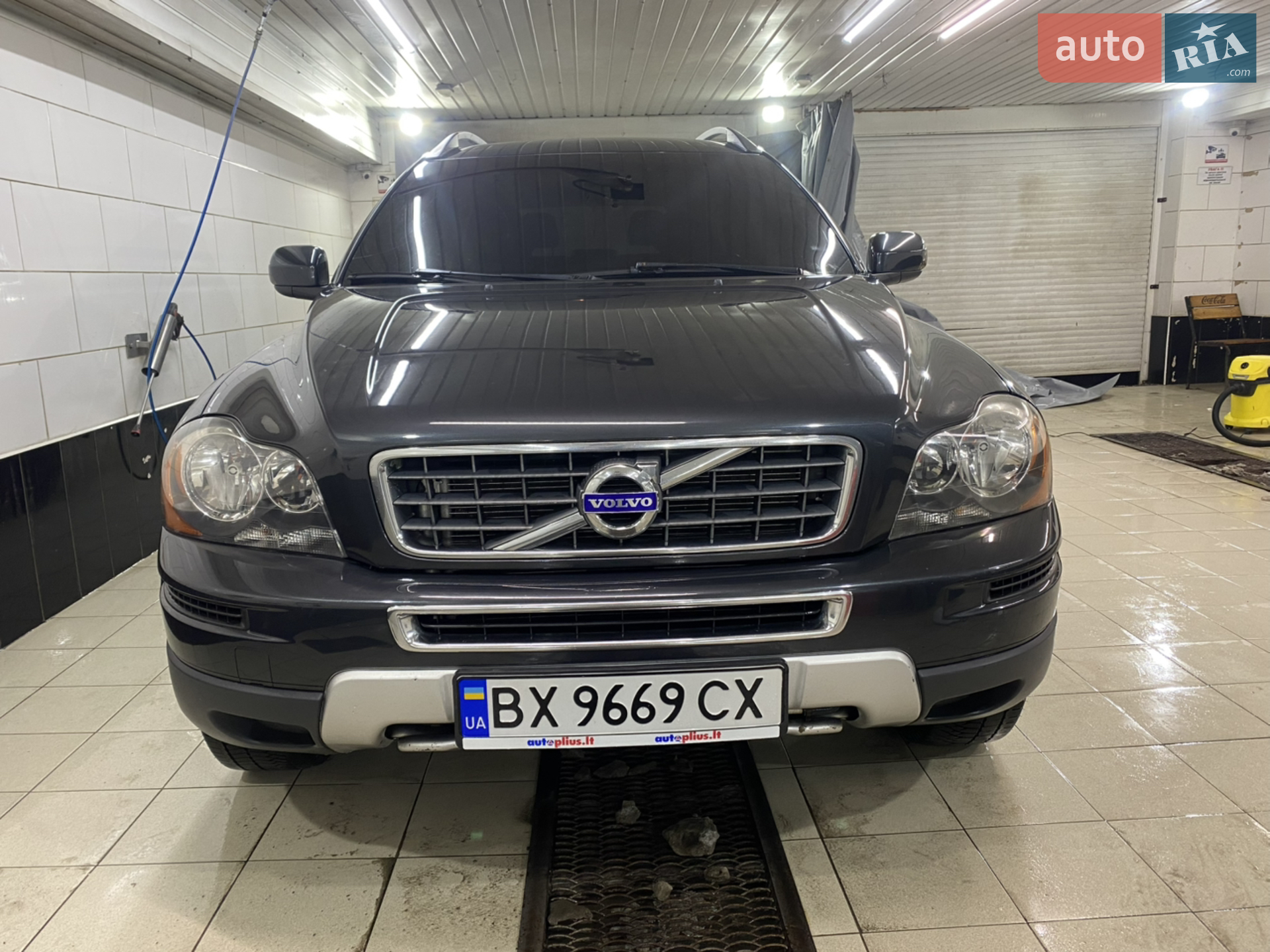 Volvo XC90 2011 — 1