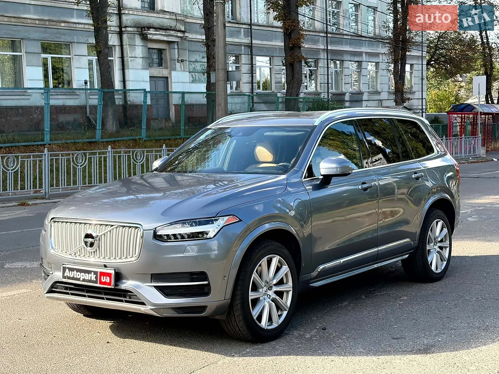 Volvo XC90, 2016