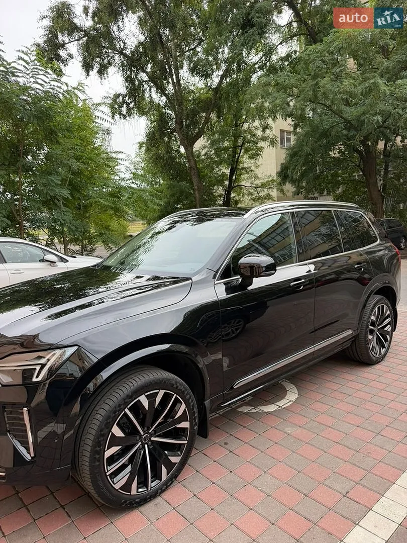 Volvo XC90, 2025