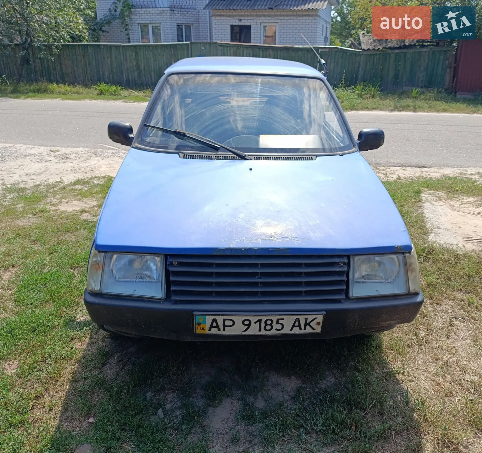 ЗАЗ 1102 Таврия-Нова, 1998
