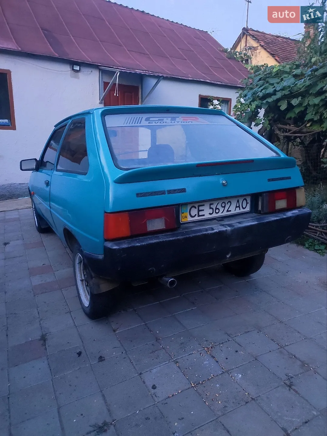 ЗАЗ 1102 Таврия-Нова, 1998