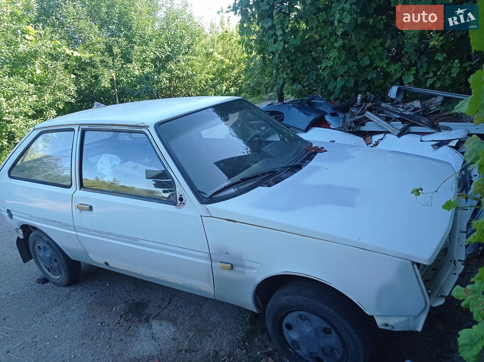 ЗАЗ 1102 Таврия-Нова, 1998