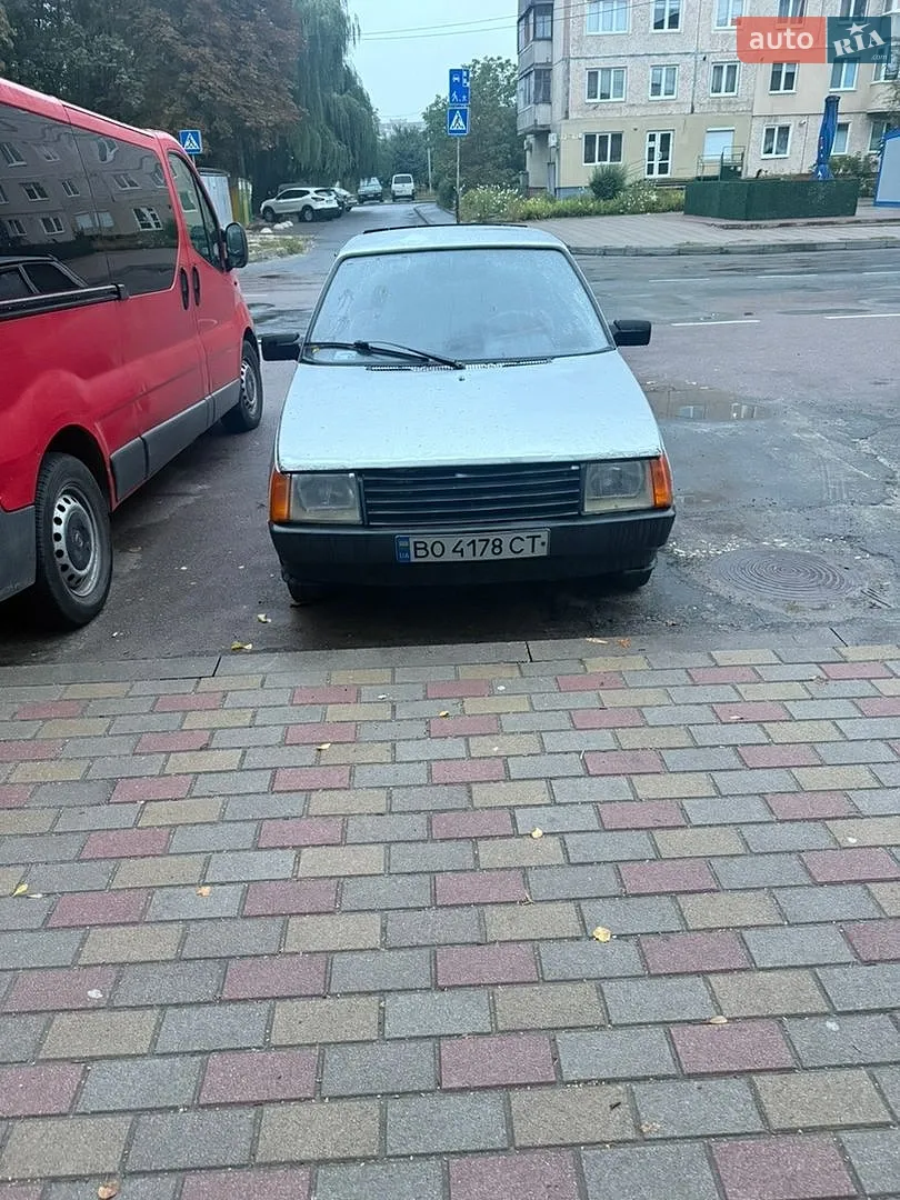 ЗАЗ 1102 Таврия-Нова, 1998