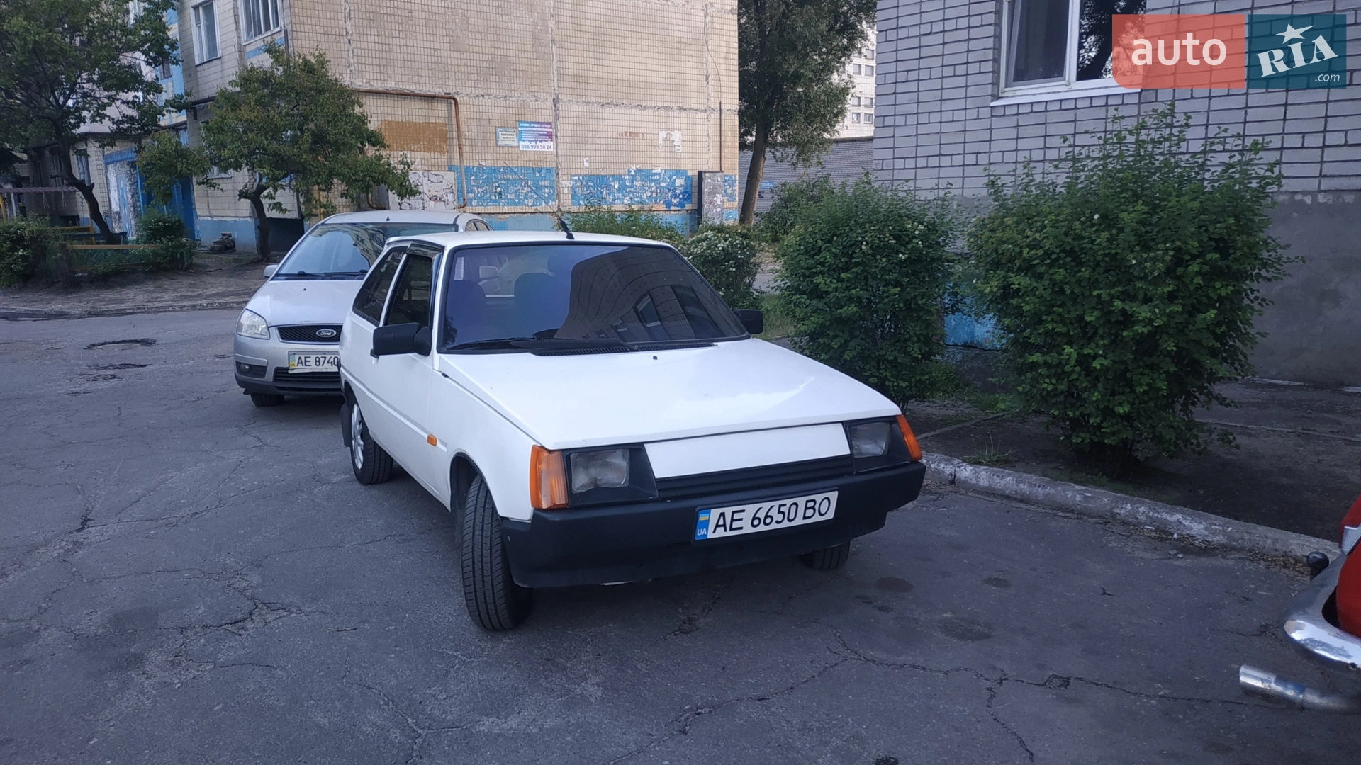 ЗАЗ 1102 Таврия, 2001