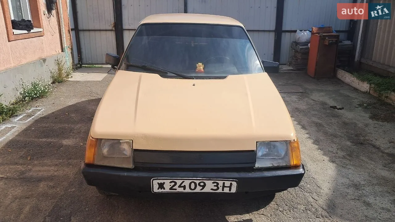 ЗАЗ 1102 Таврия, 1990