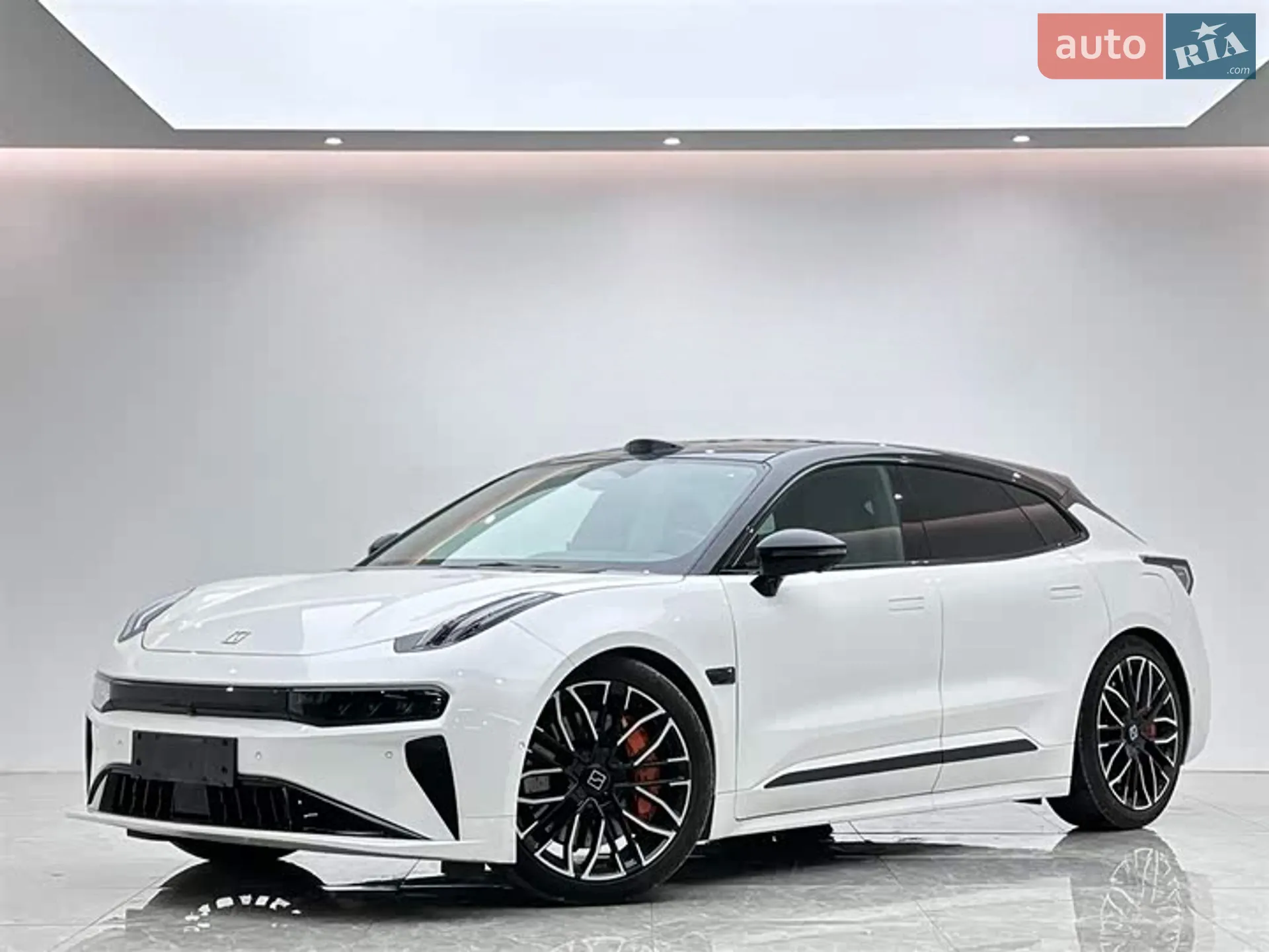 Zeekr 001, 2025
