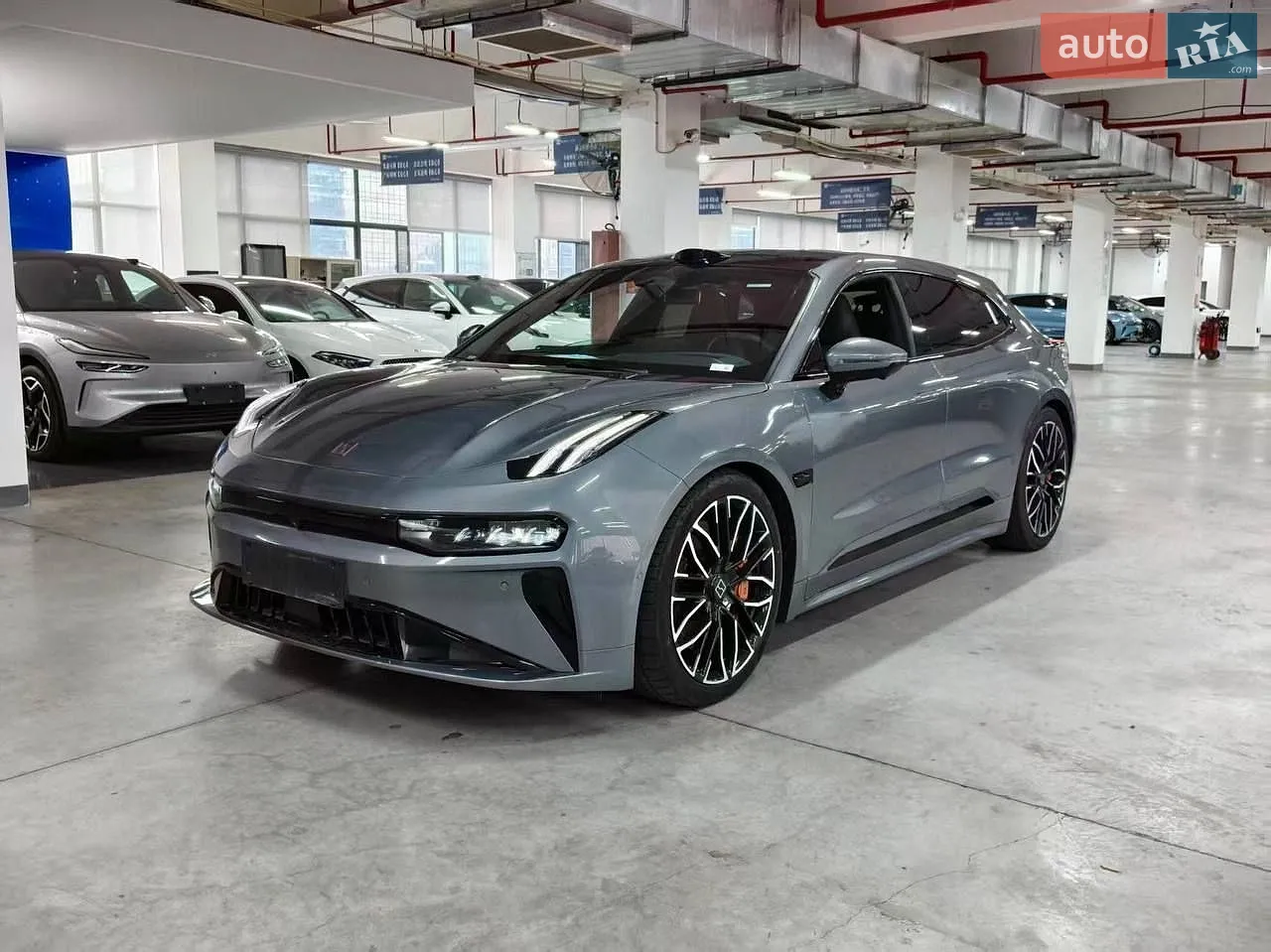 Zeekr 001, 2025