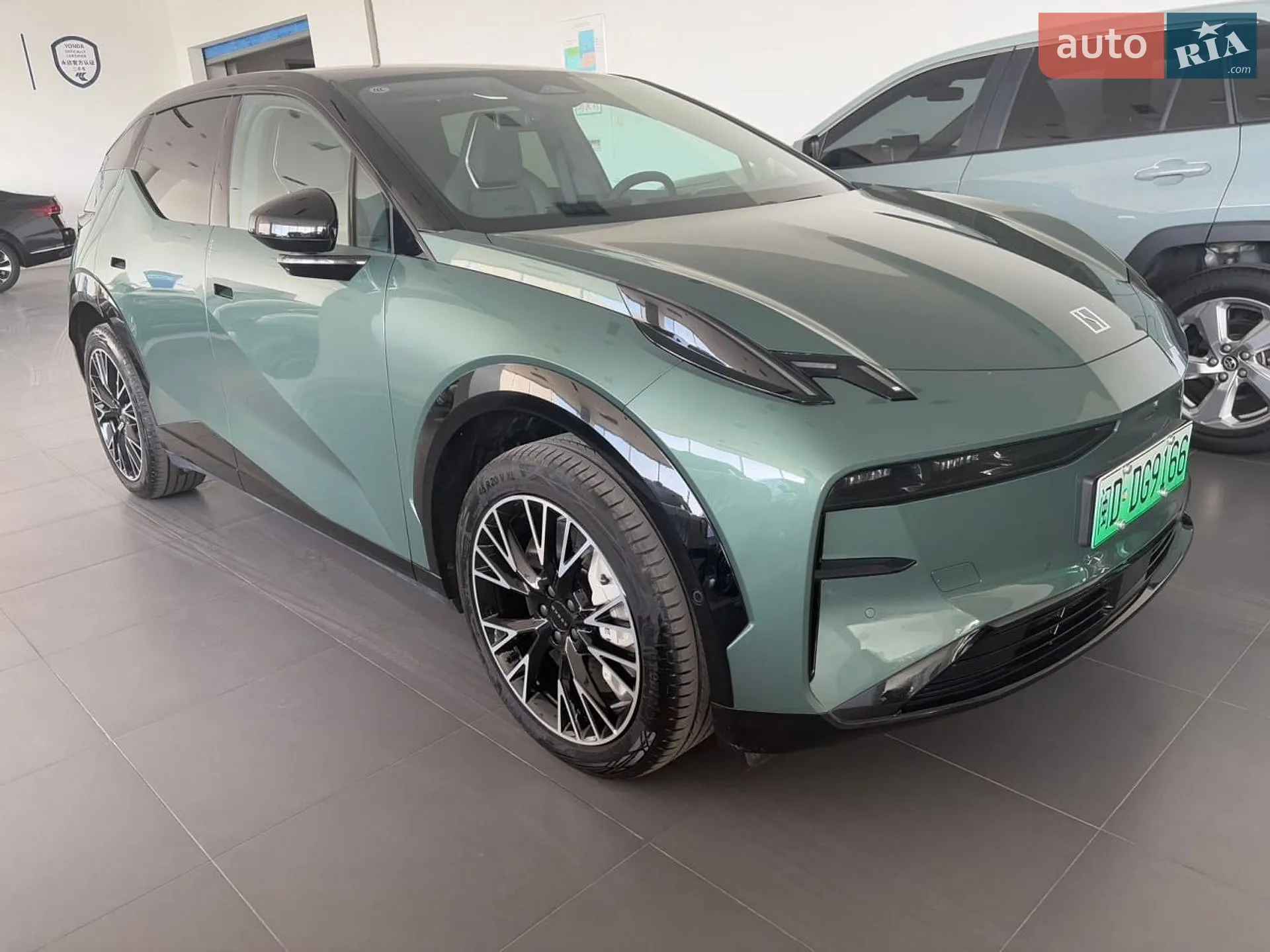 Zeekr X, 2024