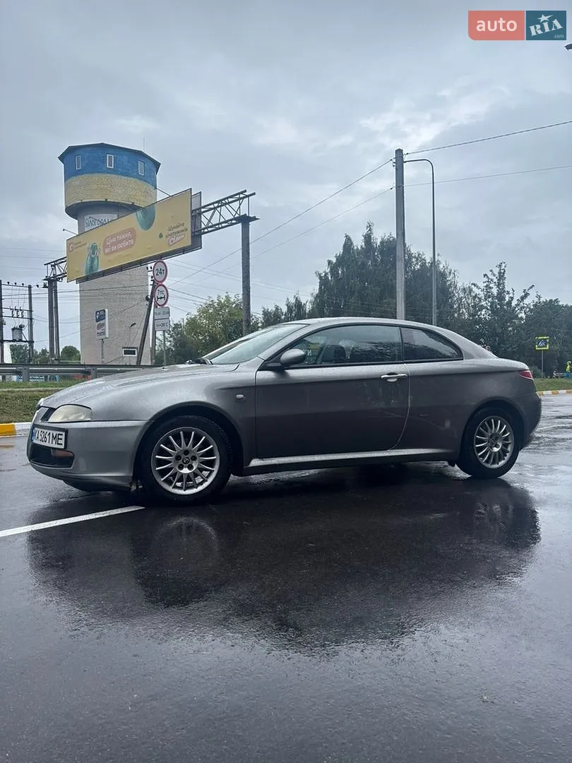 Alfa Romeo GT, 2004
