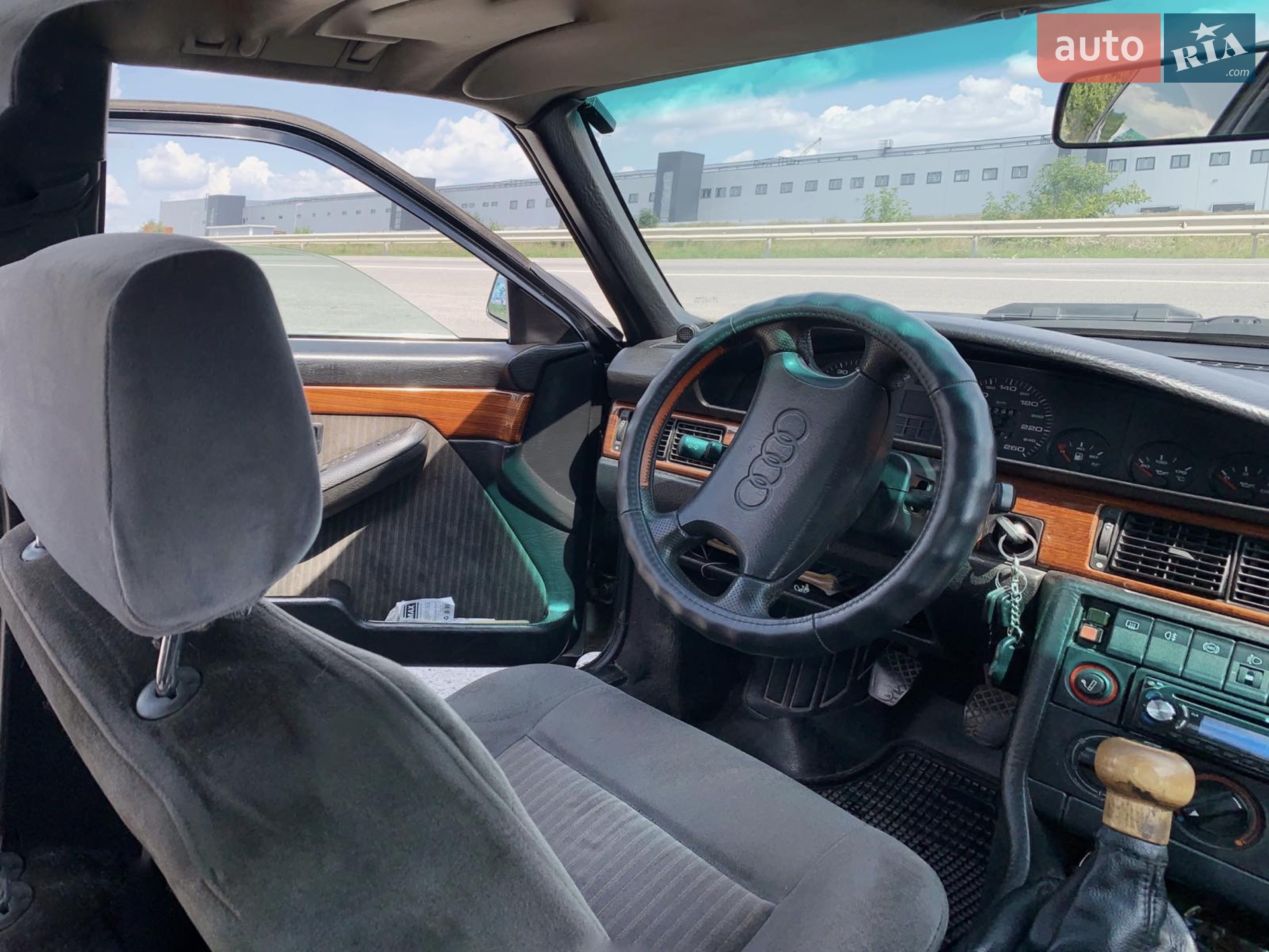 Audi 100, 1990