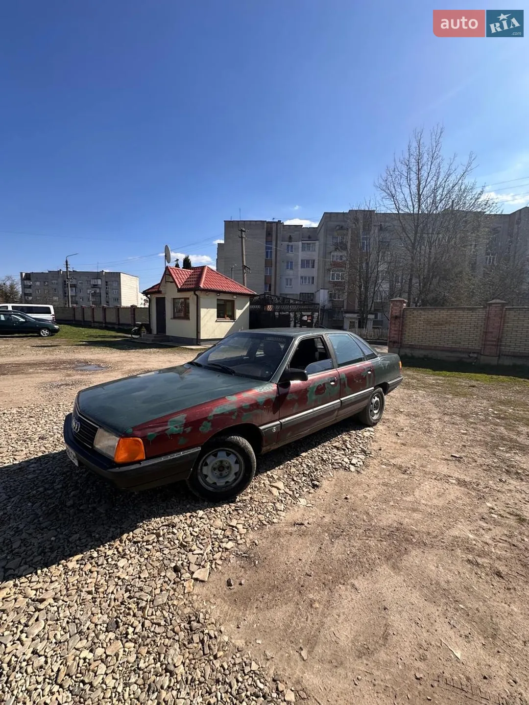 Audi 100, 1985
