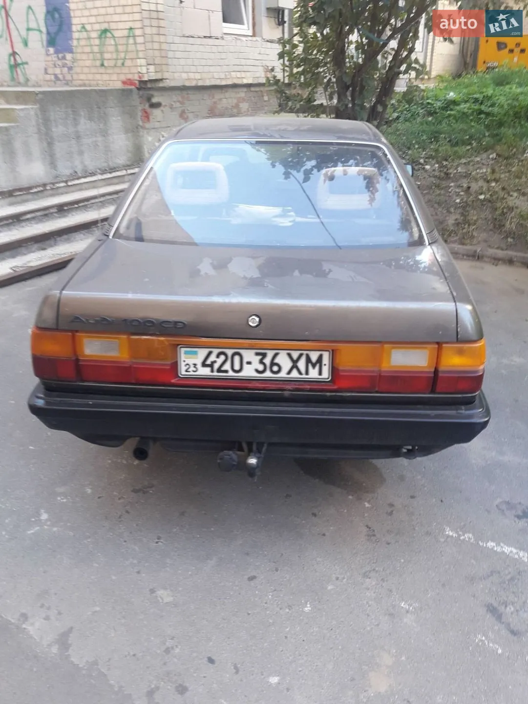 Audi 100, 1983
