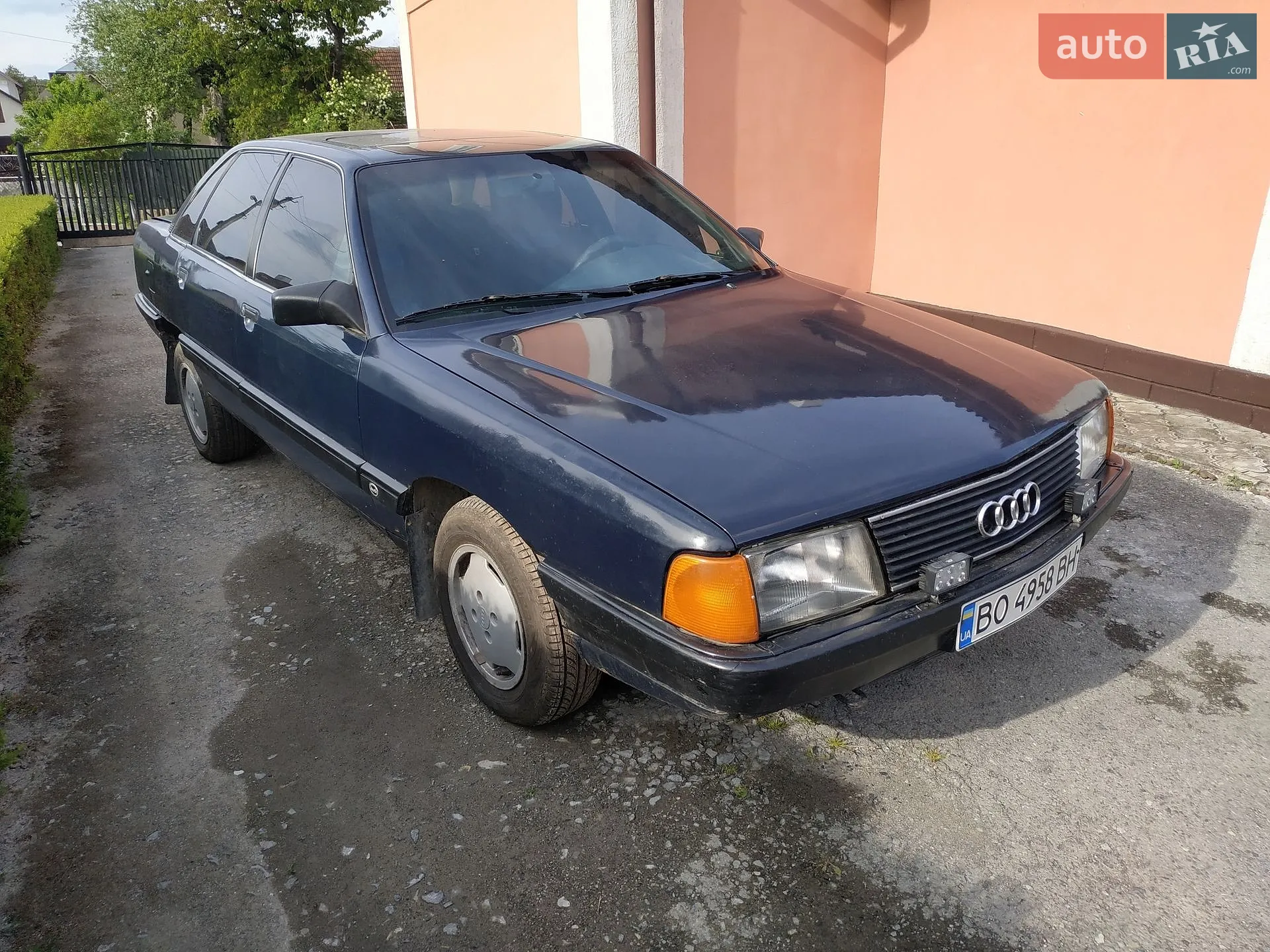 Audi 100, 1990